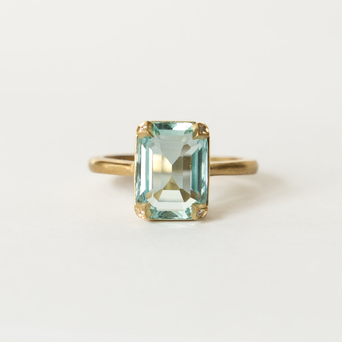 Anillo Emerald Cut Aquamarine