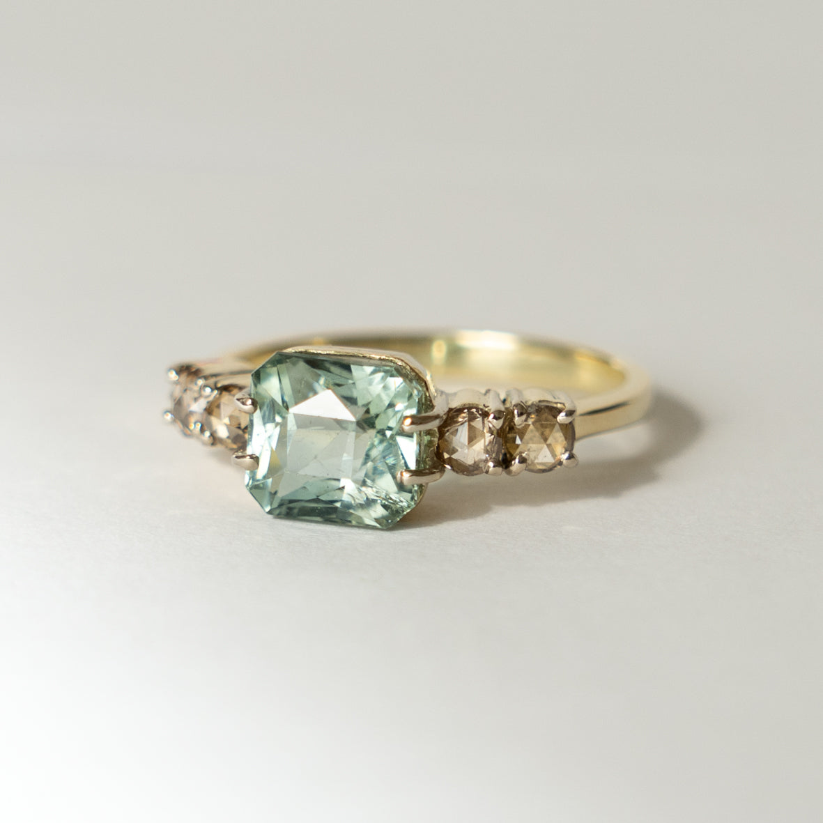 Anillo Green Tourmaline & Diamond