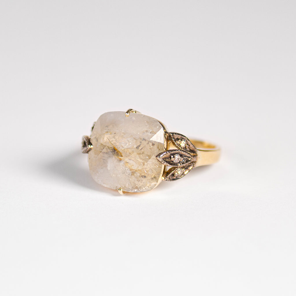 Anillo Leaves Sapphire