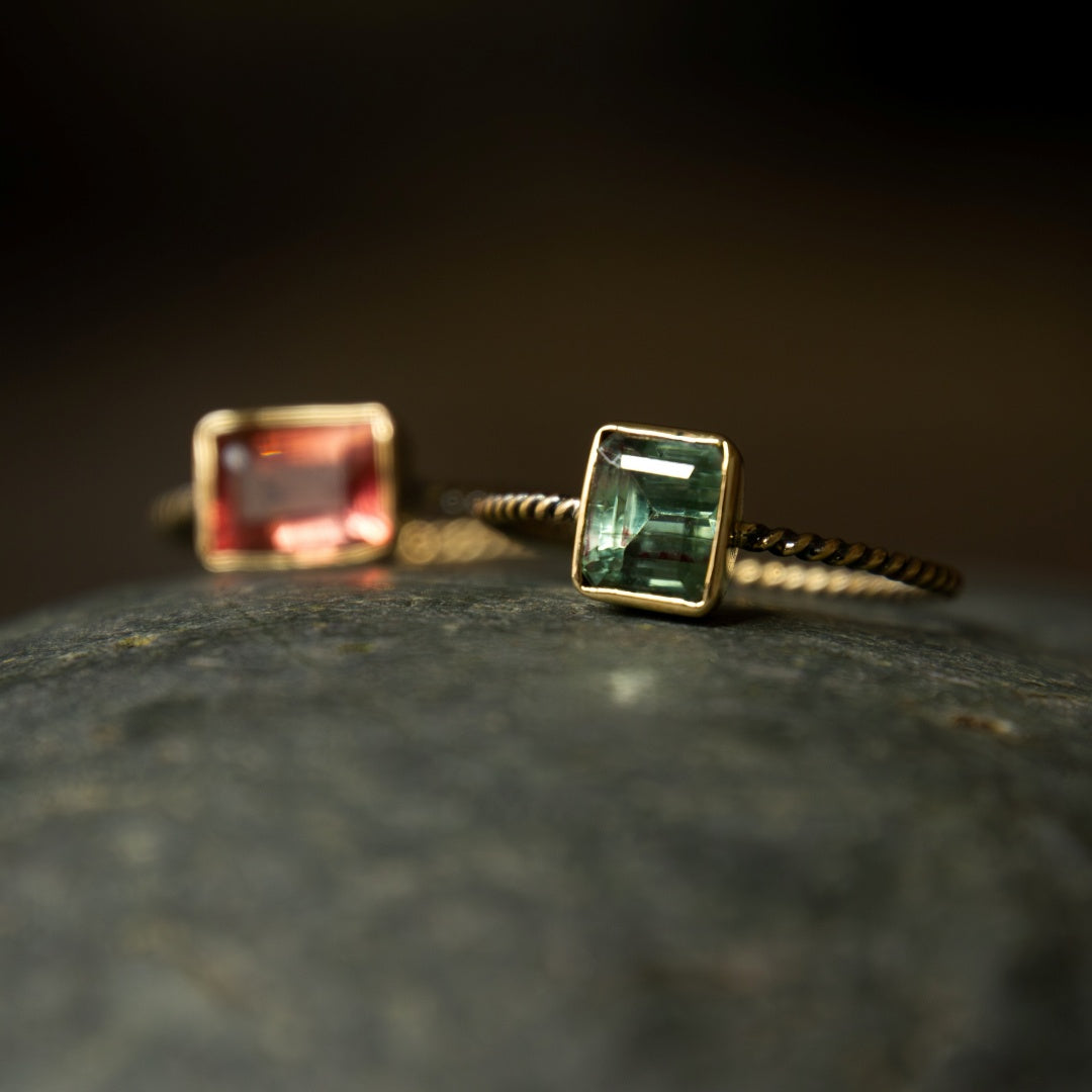 Twist Light Green Tourmaline Ring
