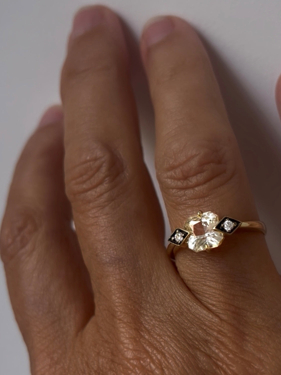 Anillo Square Yellow Sapphire